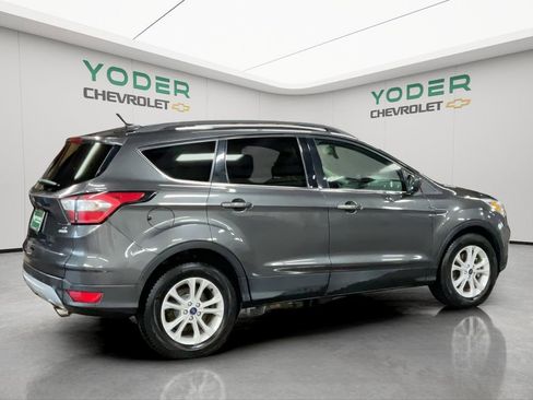 Used 2018 Ford Escape SE AWD/4WD image 5