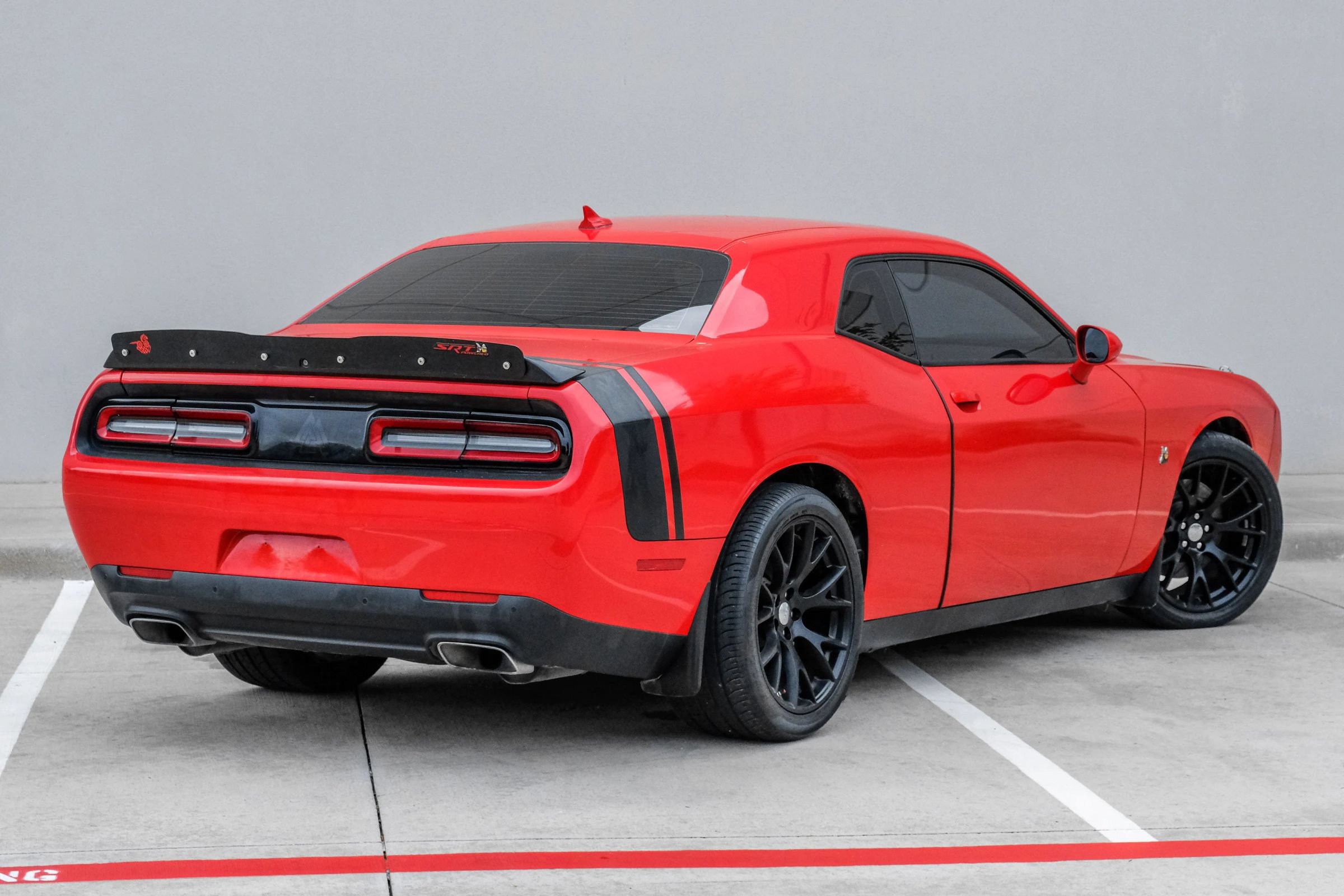 Used 2016 Dodge Challenger R/T Scat Pack RWD image 11