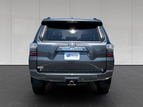Used 2023 Toyota 4Runner SR5 Premium w/ Moonroof Package AWD/4WD image 4