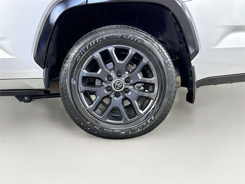 Used 2024 Toyota Sequoia Platinum AWD/4WD image 35