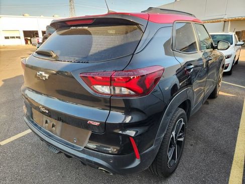 Used 2021 Chevrolet TrailBlazer RS w/ Sun and Liftgate Package FWD image 5