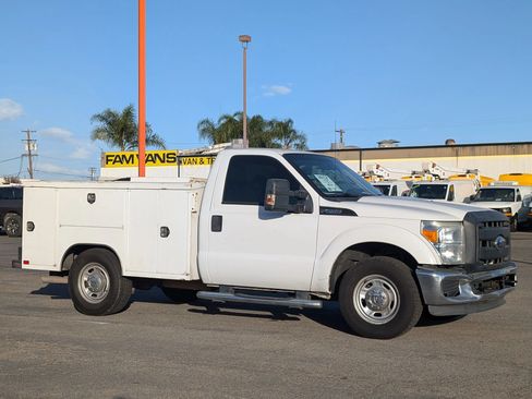 Used 2012 Ford F250 XL w/ PWR Equipment Group RWD image 1