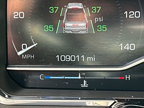 Used 2023 GMC Sierra 1500 SLT w/ SLT Premium Plus Package image 29