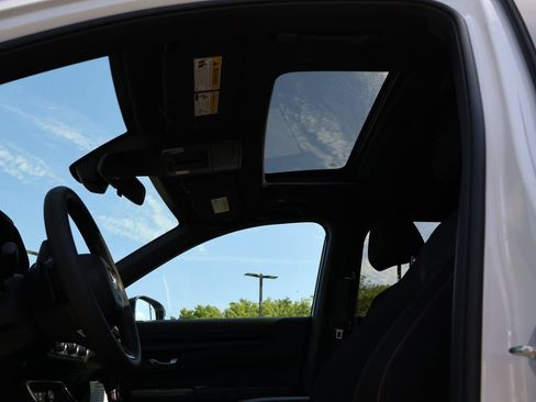 Certified 2023 Honda CR-V Sport image 31