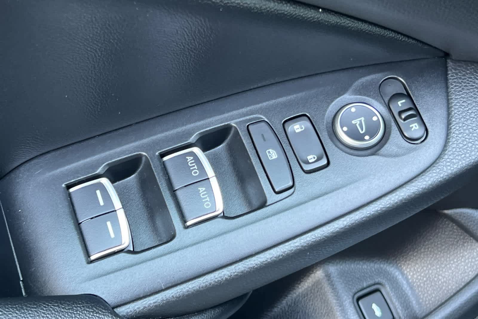 Used 2022 Honda Accord Sport image 13