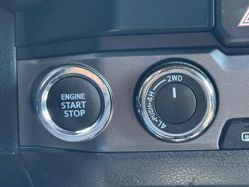 Used 2021 Toyota Tacoma TRD Off-Road w/ Technology Package AWD/4WD image 22