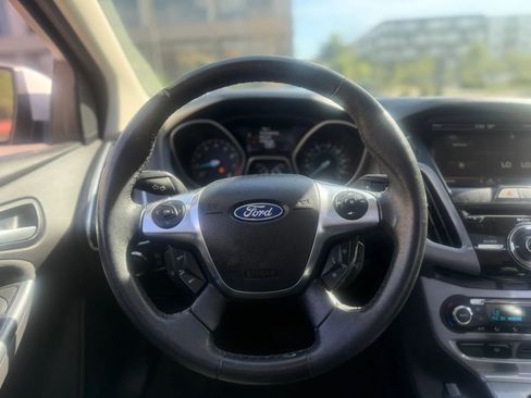 Used 2012 Ford Focus Titanium image 16