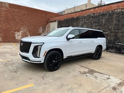 New 2026 Cadillac Escalade ESV Platinum Sport w/ LPO, ONYX Package