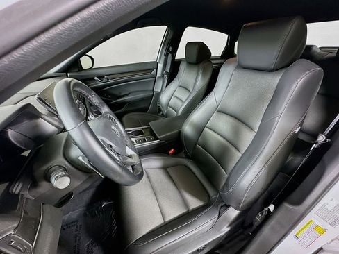 Used 2022 Honda Accord Sport image 15