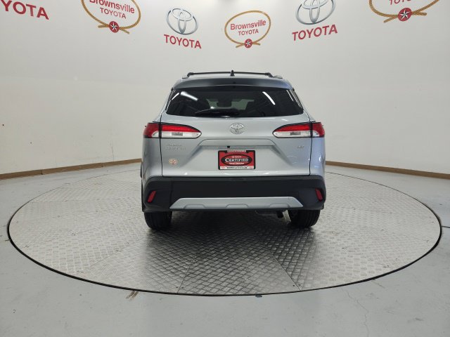 Used 2025 Toyota Corolla Cross LE w/ Moonroof Package FWD image 7