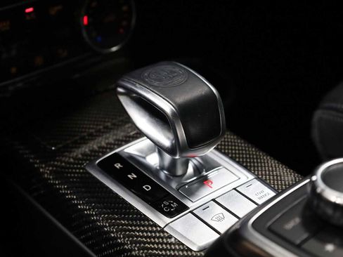 Used 2015 Mercedes-Benz G 63 AMG 4MATIC image 27