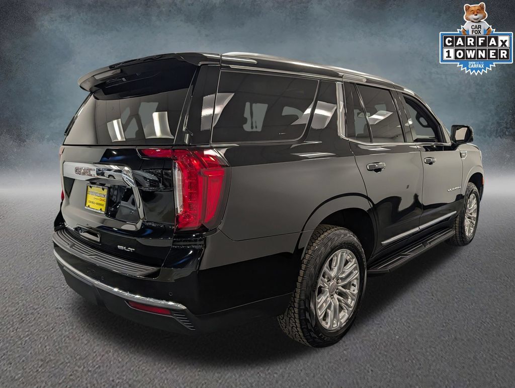 Used 2024 GMC Yukon SLT w/ SLT Premium Package AWD/4WD image 4