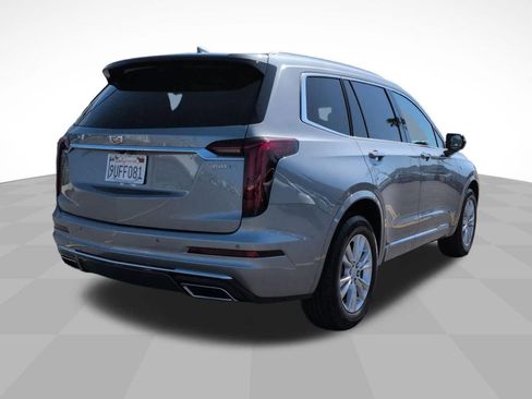 Used 2025 Cadillac XT6 Luxury image 5