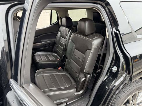 Used 2023 GMC Acadia Denali w/ Black Diamond Edition AWD/4WD image 30