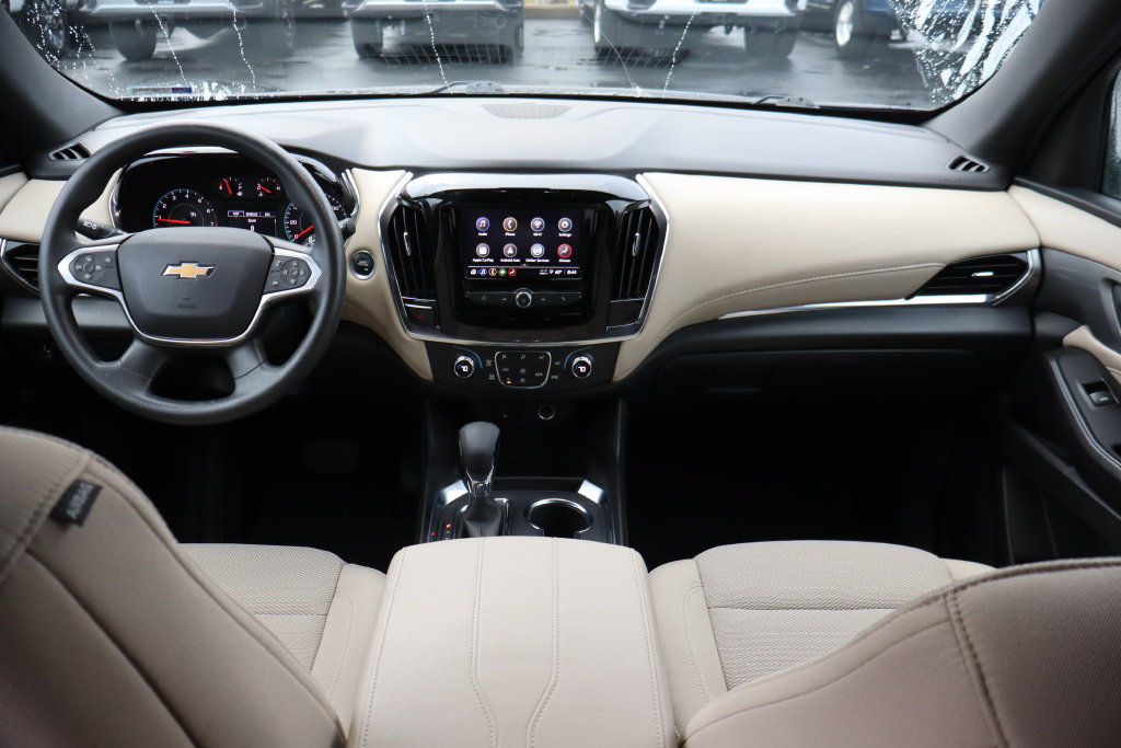 Used 2023 Chevrolet Traverse LS AWD/4WD image 20
