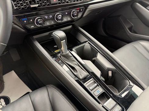 Used 2024 Honda Accord Touring image 31