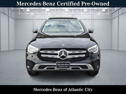 Used 2022 Mercedes-Benz GLC 300 4MATIC image 2