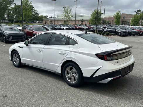 New 2026 Hyundai Sonata SE FWD image 5