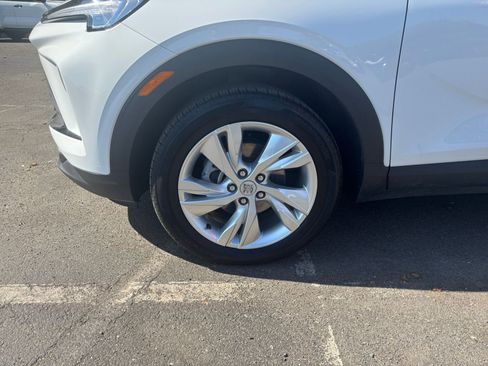 Used 2025 Buick Encore GX Preferred FWD image 29