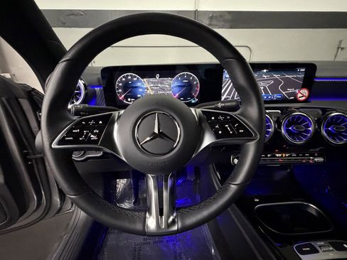 Certified 2025 Mercedes-Benz CLA 250 4MATIC image 28