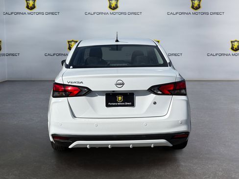 Used 2025 Nissan Versa S w/ Trunk Package image 4