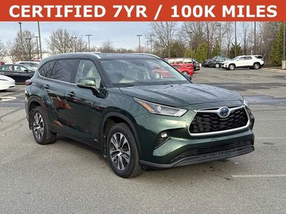 Used 2025 Toyota Highlander XLE