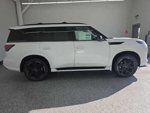 New 2026 INFINITI QX80 4WD w/ Sport Exterior Package image 6
