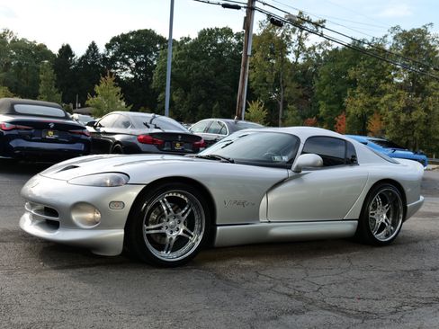 Used 1999 Dodge Viper GTS image 10