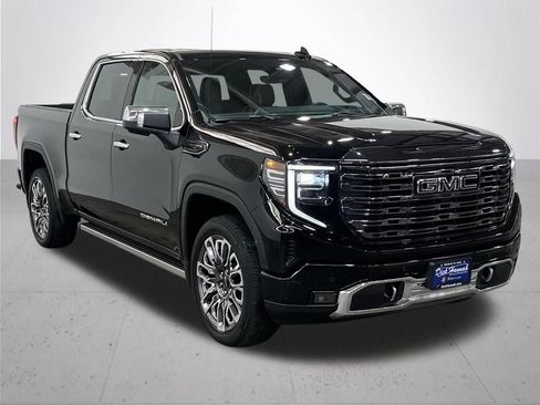 Used 2024 GMC Sierra 1500 Denali Ultimate AWD/4WD image 9