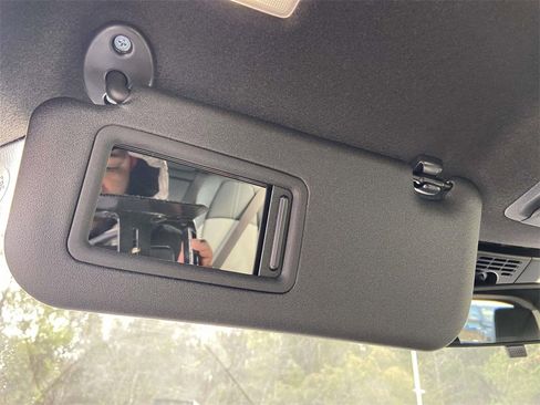 Used 2025 Toyota Corolla XSE image 29