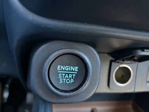 Used 2022 Ford Maverick Lariat w/ Lariat Luxury Package image 10