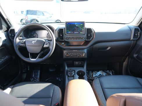 Used 2023 Ford Bronco Sport Outer Banks w/ Tech Package image 29