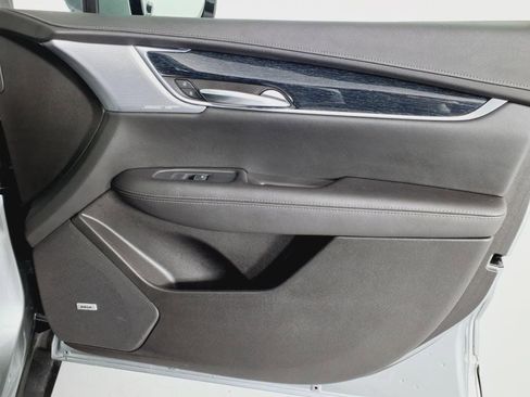 Certified 2025 Cadillac XT5 Premium Luxury image 23