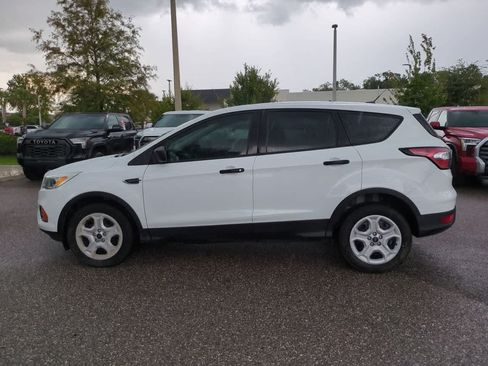 Used 2017 Ford Escape S FWD image 3