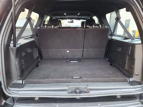 Used 2016 Lincoln Navigator L Select image 19