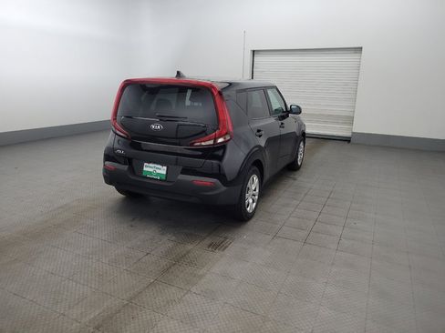 Used 2021 Kia Soul LX FWD image 9