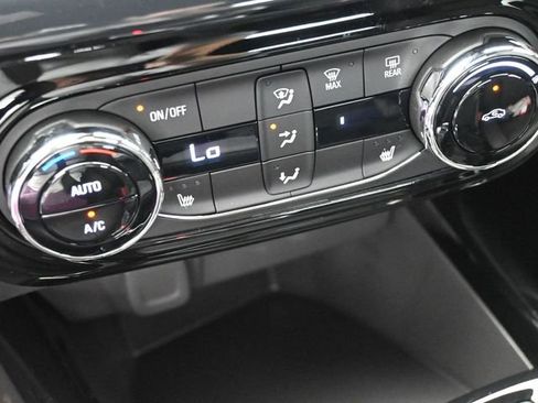 New 2026 Chevrolet Trax RS w/ Driver Confidence Package image 33