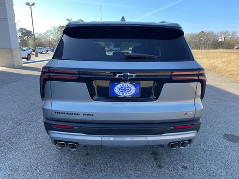 New 2026 Chevrolet Traverse Z71 w/ Driver Confidence Package image 4