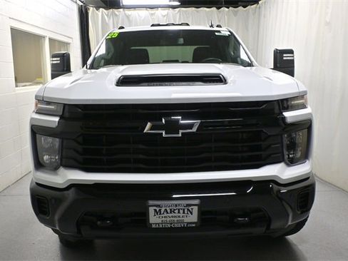New 2025 Chevrolet Silverado 2500 Custom w/ Custom Convenience Package image 9