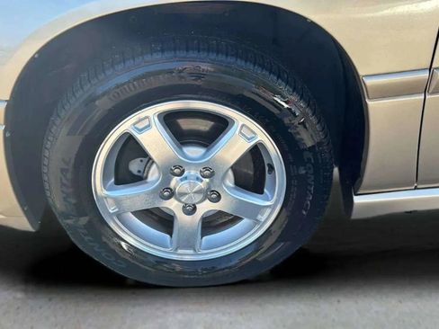 Used 2005 Chevrolet Impala LS w/ Preferred Equipment Group image 35