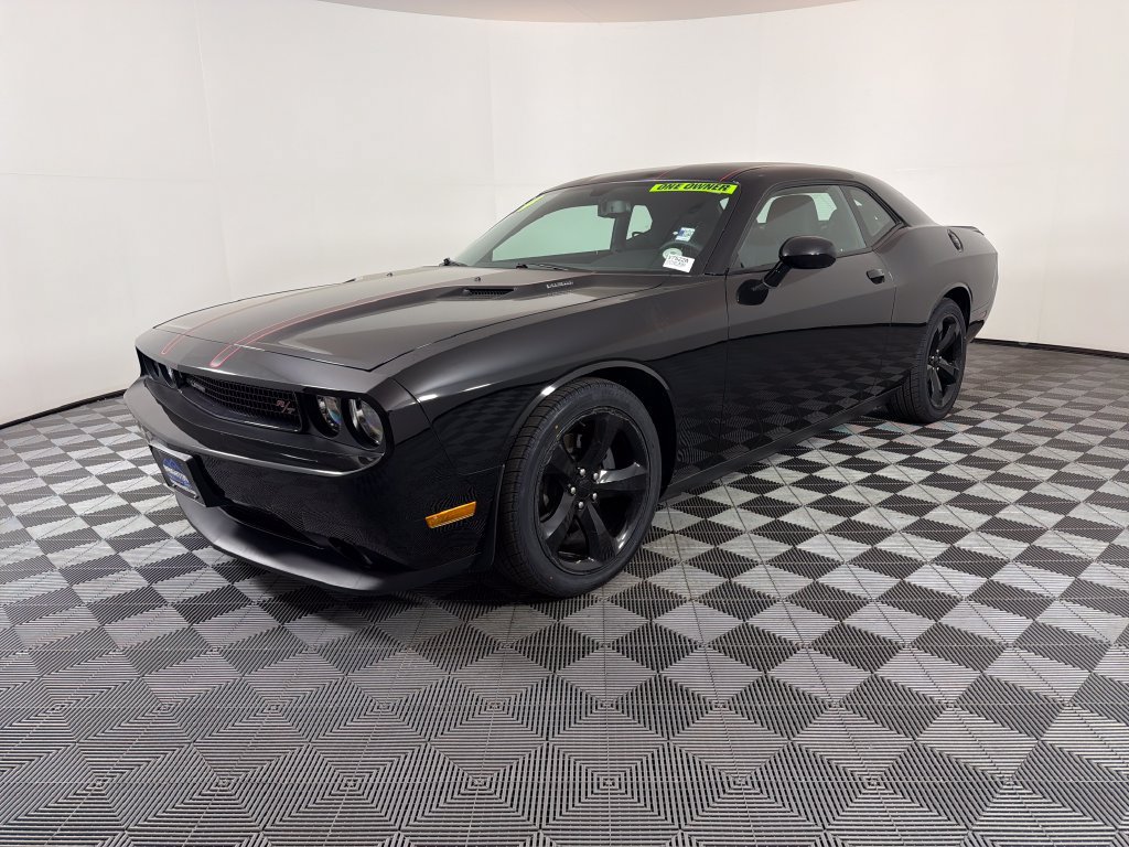 Used 2014 Dodge Challenger R/T w/ Blacktop Package RWD image 7