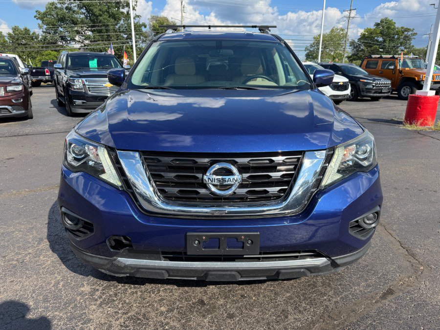 Used 2017 Nissan Pathfinder S AWD/4WD image 8