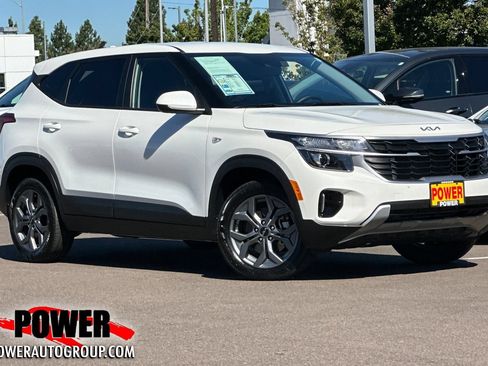 Certified 2024 Kia Seltos LX AWD/4WD image 1