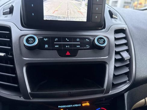 Certified 2020 Ford Transit Connect XL image 18