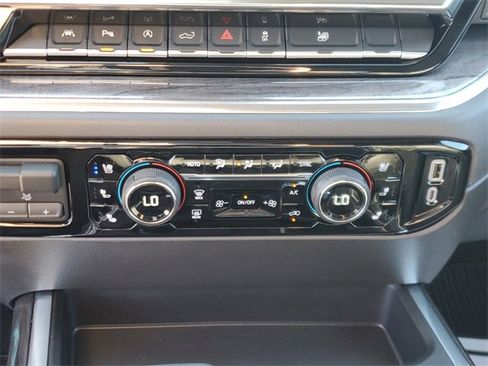 Used 2024 Chevrolet Silverado 1500 LTZ w/ LTZ Convenience Package II image 28