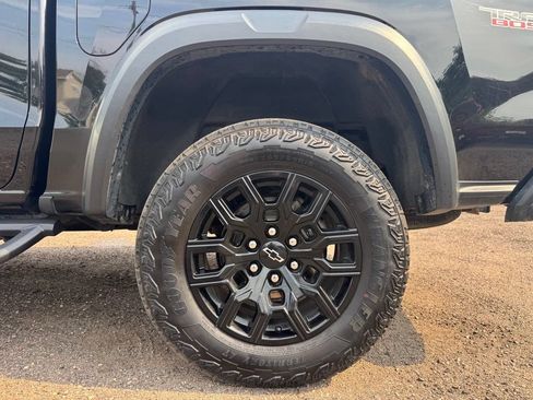 Used 2024 Chevrolet Colorado Trail Boss w/ Advanced Trailering Package AWD/4WD image 23