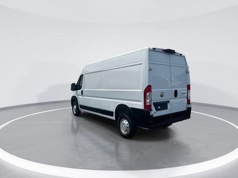 Used 2024 RAM ProMaster 2500 w/ Convenience Group FWD image 7
