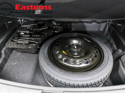 Used 2024 Chevrolet TrailBlazer RS w/ Driver Confidence Package image 43