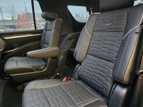 New 2025 Cadillac Escalade Sport Platinum image 17