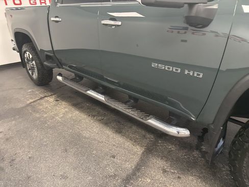 Used 2025 Chevrolet Silverado 2500 LTZ w/ LTZ Premium Package AWD/4WD image 12